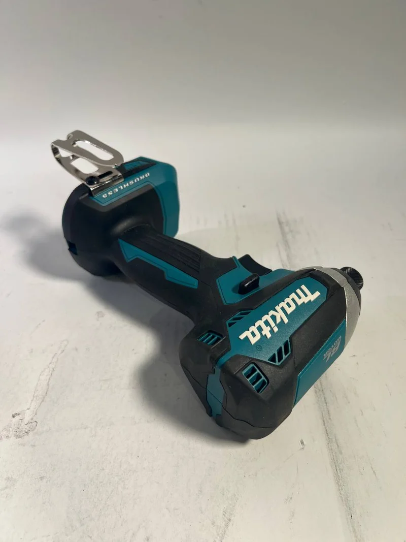 Makita DTD 153 Z Akku Schlagschrauber 18 V 170 Nm 1/4" Brushless Solo - ohne Akku, ohne Ladegerät - Leicht Gebraucht