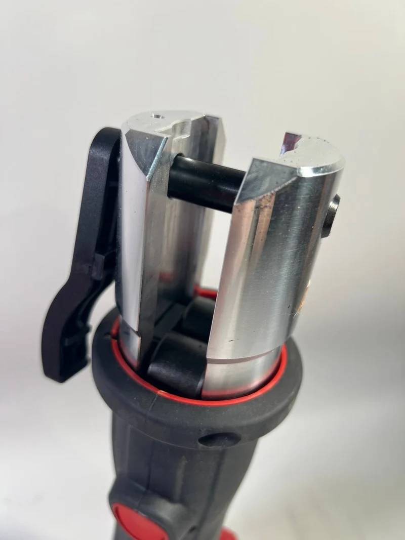 Rothenberger ROMAX 4000 CAS Akku Pressmaschine 18 V 34 kN + Koffer ( 1000002683 ) - ohne Akku, ohne Ladegerät - Gebraucht