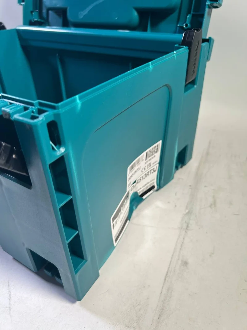 Makita MAKPAC 3 Kunststoffkoffer 395 x 295 x 215 mm - ohne Einlage ( 821551-8 ) - Beschädigt