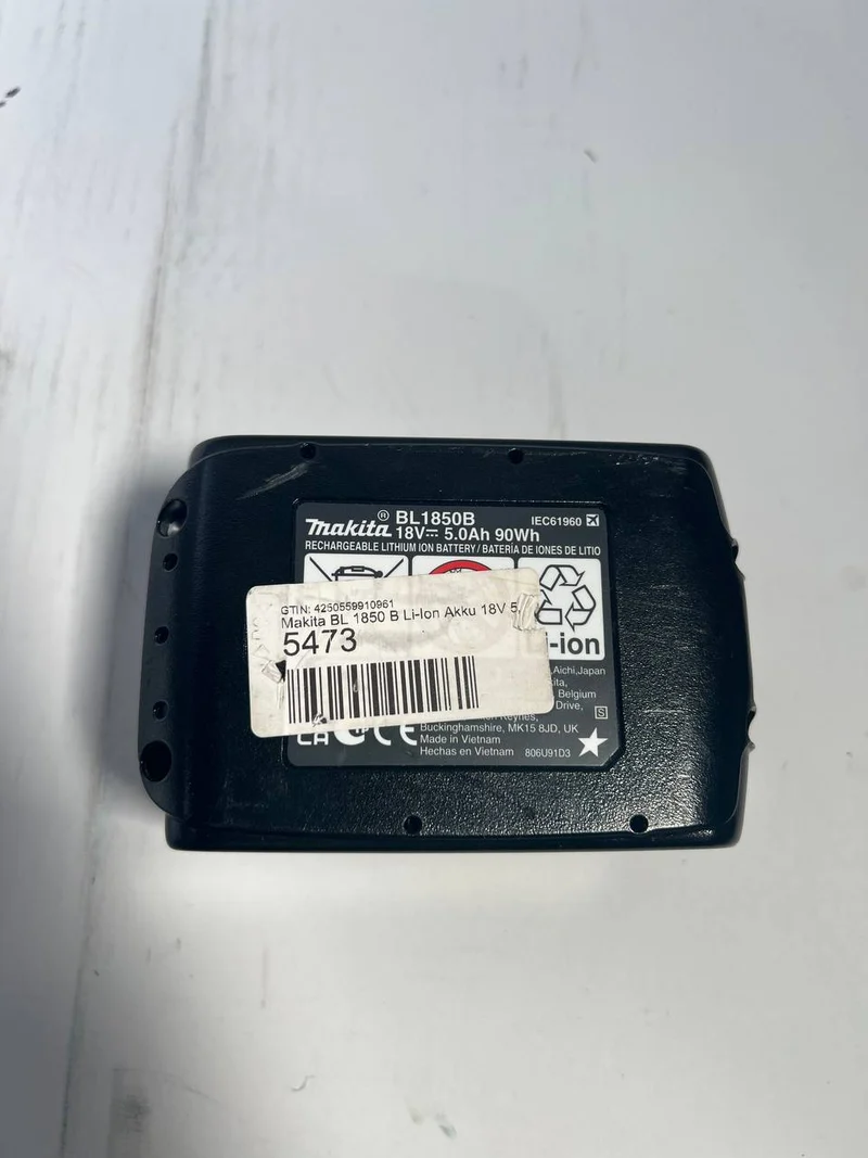 Makita BL 1850 B Li-Ion Akku 18V 5,0 Ah ( 197280-8 / 632f15-1 ) mit LED Anzeige - Nachfolger von 196672-8 - Gebraucht