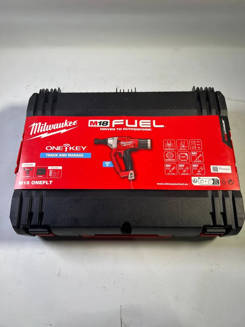Milwaukee M18 ONEFLT-0X Akku Schließringbolzensetzgerät 18 V 4,8 / 6,4 / 9,53 mm ( 4933478637 ) + HD Box - ohne Akku, ohne Ladegerät - Gebraucht