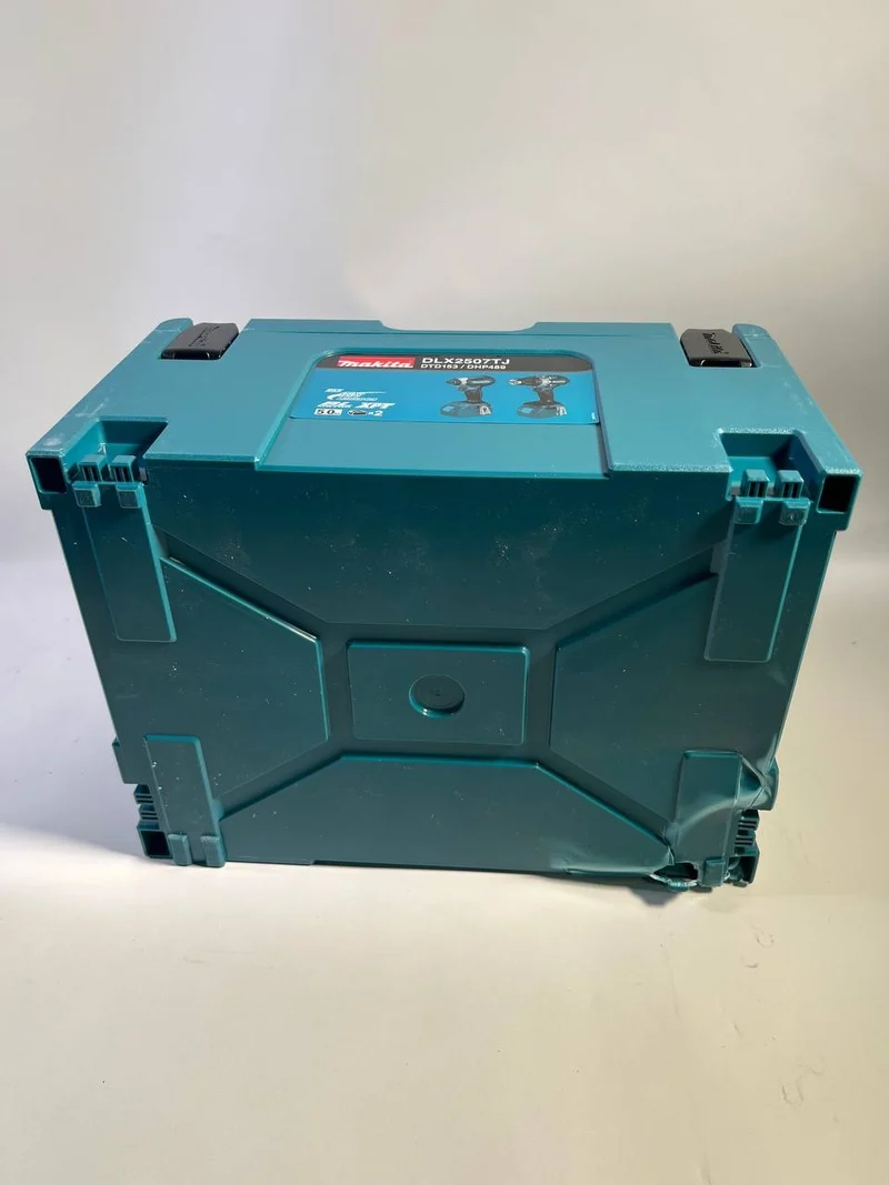 Makita MAKPAC 3 Kunststoffkoffer 395 x 295 x 215 mm - ohne Einlage ( 821551-8 ) - Beschädigt