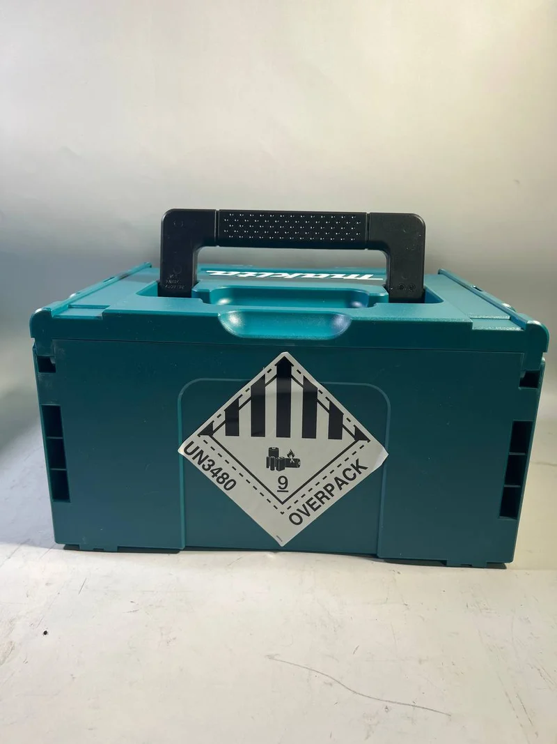 Makita MAKPAC 3 Kunststoffkoffer 395 x 295 x 215 mm - ohne Einlage ( 821551-8 ) - Leicht Gebraucht