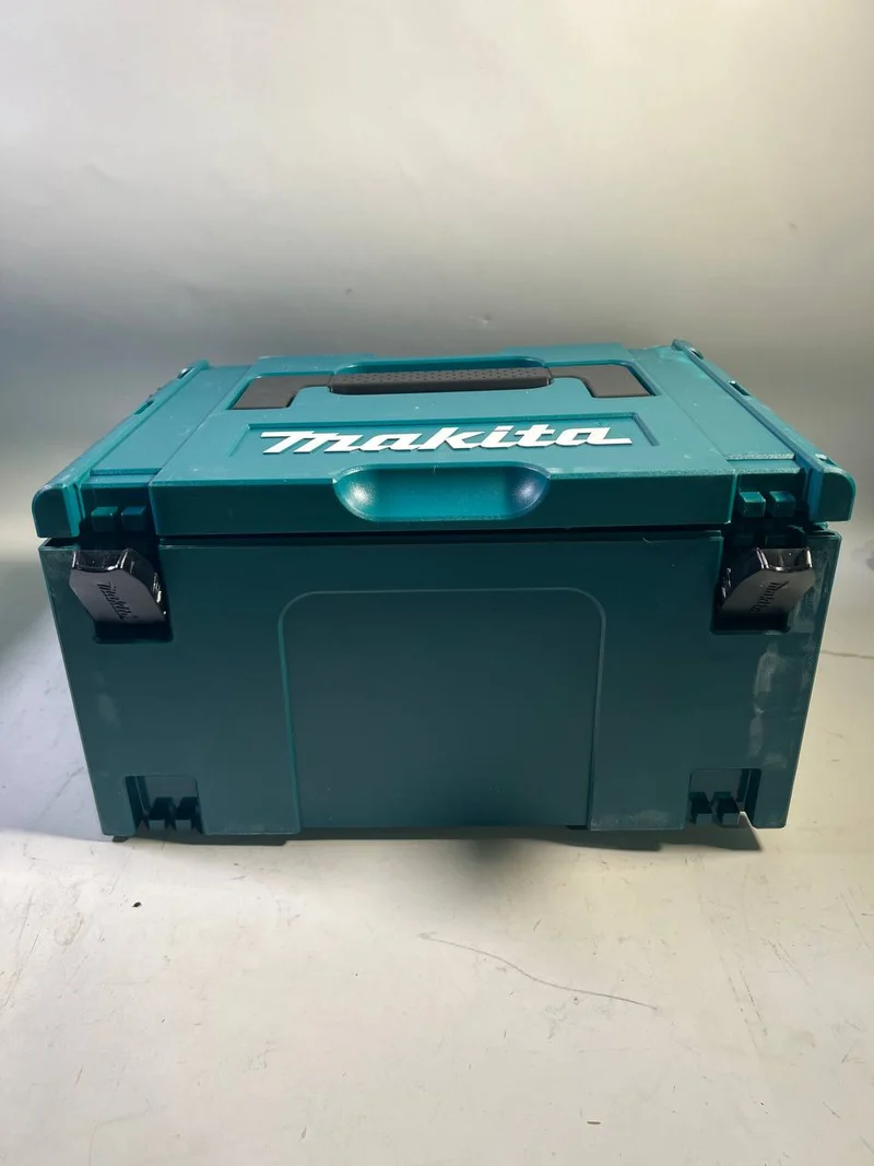 Makita MAKPAC 3 Kunststoffkoffer 395 x 295 x 215 mm - ohne Einlage ( 821551-8 ) - Beschädigt