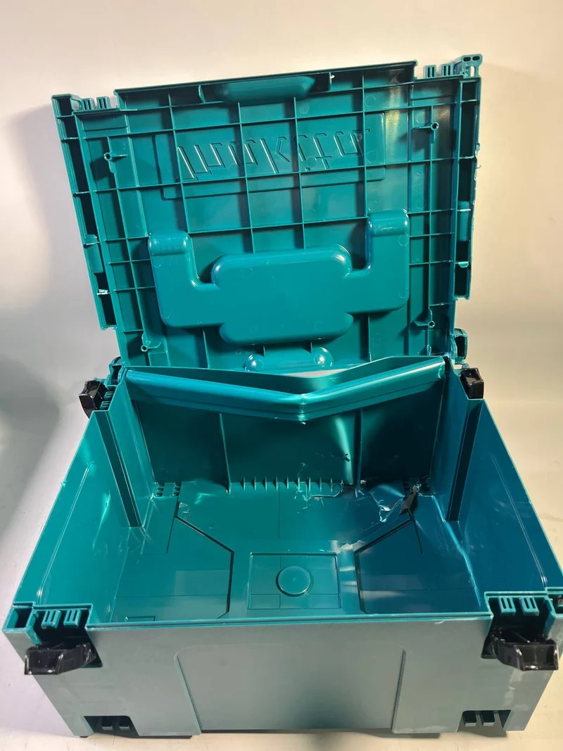 Makita MAKPAC 3 Kunststoffkoffer 395 x 295 x 215 mm - ohne Einlage ( 821551-8 ) - Beschädigt