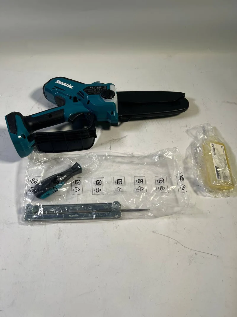 Makita DUC 150 Z Akku Kettensäge 18 V 15 cm Brushless Solo - ohne Akku, ohne Ladegerät - Gebraucht