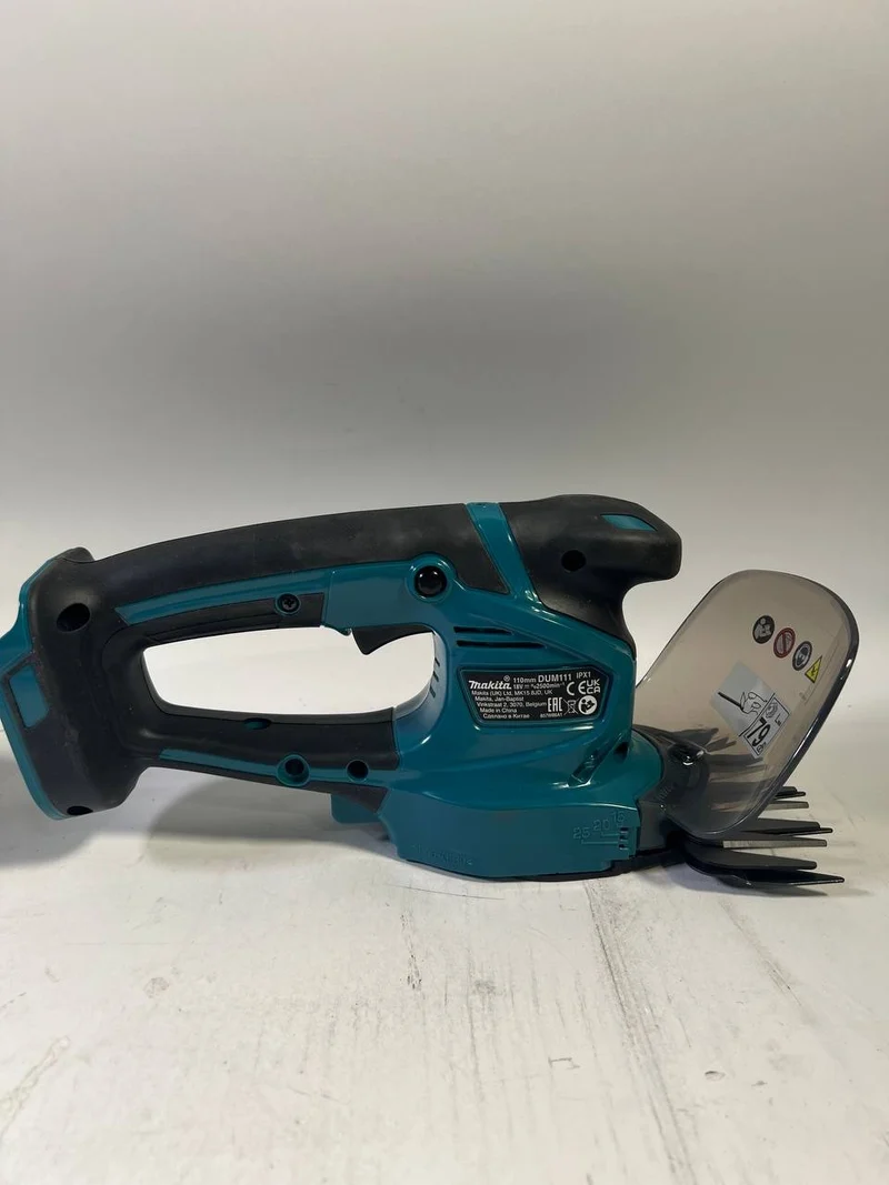 Makita DUM 111 ZX Akku Grasschere Strauchschere 18 V 11 cm Solo - ohne Akku, ohne Ladegerät - Gebraucht