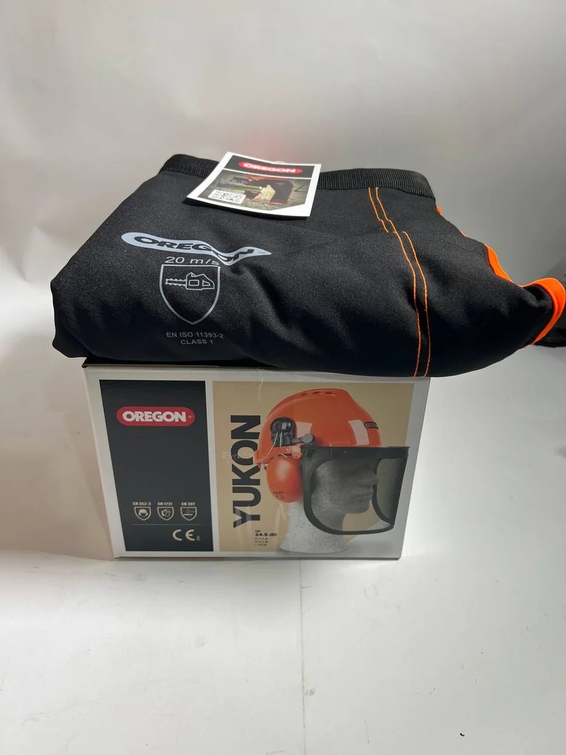 Oregon Kettensägen Schutzausrüstung Set ( 574742A ) mit Schutzhelm / Beinschutz und Handschuhe - Unvollständig