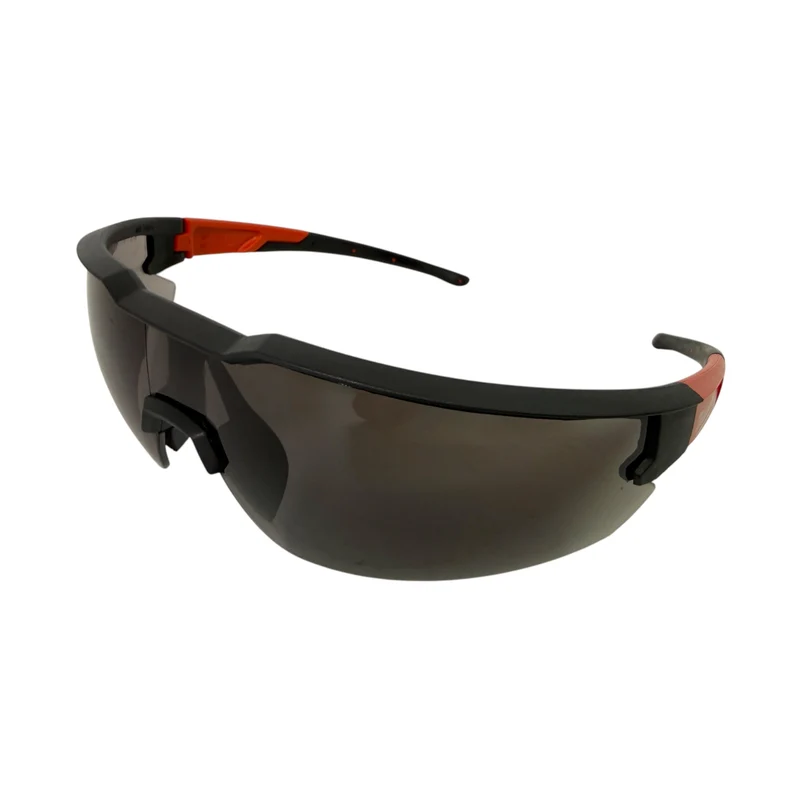 Milwaukee getönte Schutzbrille ( 4932478764 ) komfortabel, flexibel, kratzfest & beschlagfrei