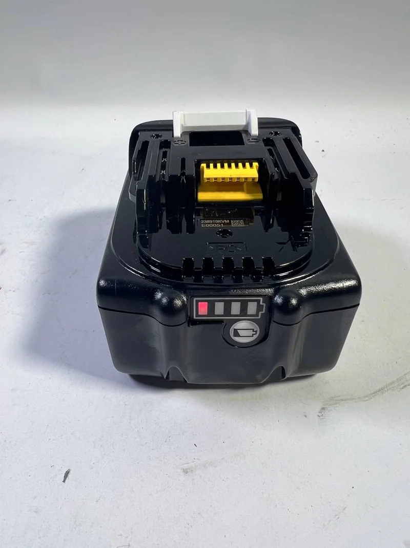 Makita BL 1850 B Li-Ion Akku 18V 5,0 Ah ( 197280-8 / 632f15-1 ) - Leicht Gebraucht