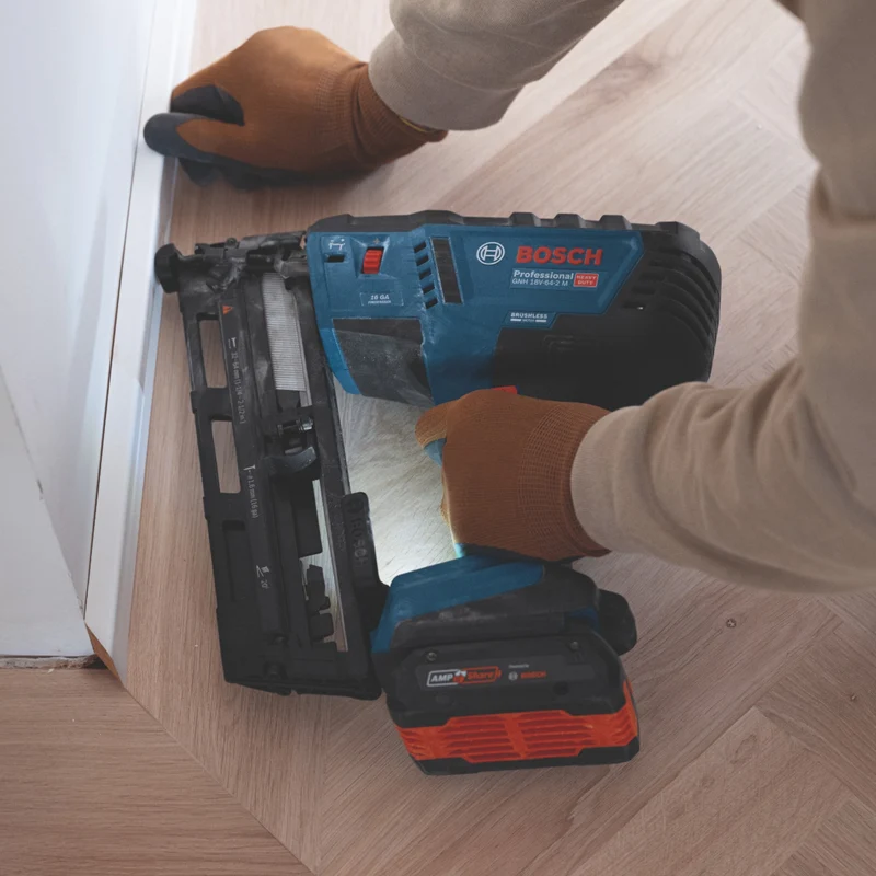 Bosch GNH 18V-64-2 M Professional Akku Holznagler 18 V 1,6 x 32 - 64 mm + 1x Akku 4,0 Ah + Ladegerät