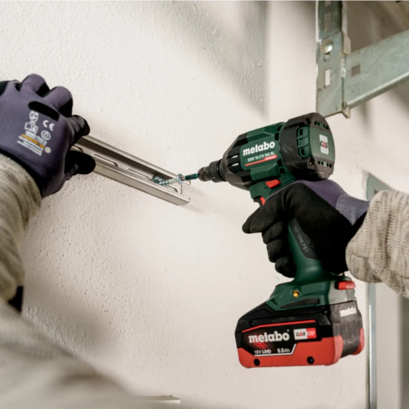Metabo SSW 18 LTX 550 BL Akku Schlagschrauber 18 V 550 Nm Brushless + 1x LiHD Akku 8,0 Ah + Ladegerät + metaBOX