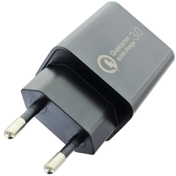AccuCell SET-ARLO9 Schnell-Ladegerät und 8 Akkus CR123A mit 3,6 Volt bis 3,7 Volt - min. 700mAh, typisch 760mAh, max. 820mAh