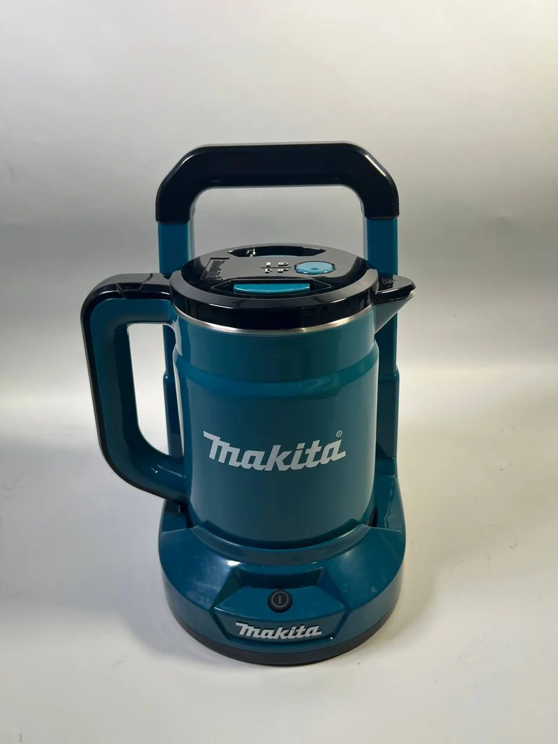 Makita DKT 360 Z Akku Wasserkocher 36 V ( 2x 18 V ) 0,8 L - Leicht Gebraucht
