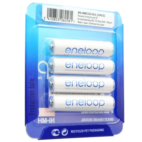 Panasonic eneloop Standard Micro AAA HR-4UTGA und BC-700 LCD-Schnell-Ladegerät