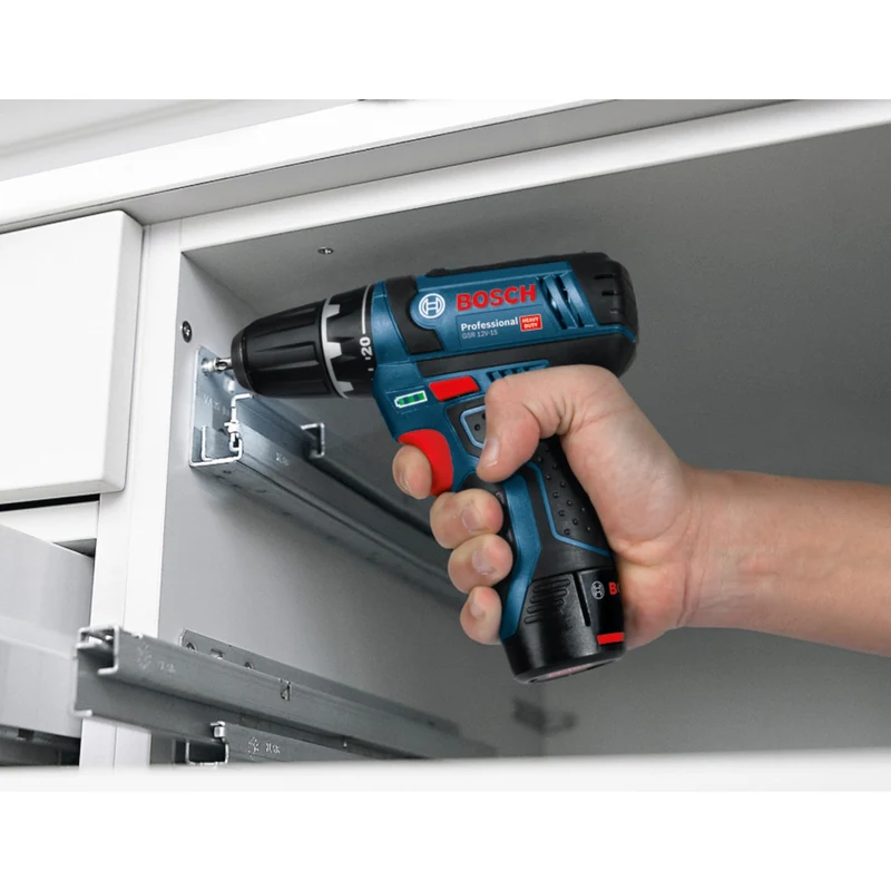 Bosch GSR 12V-15 Professional Akku Bohrschrauber 12 V 30 Nm ( 060186810F ) + 2x Akku 2,0 Ah + Ladegerät + Tasche
