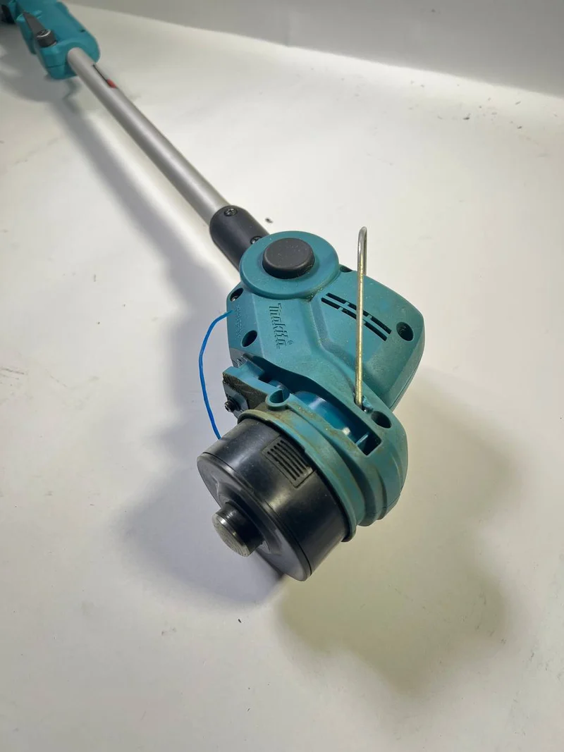 Makita DUR 193 Z Akku Rasentrimmer 18 V 260 mm Solo - Gebraucht