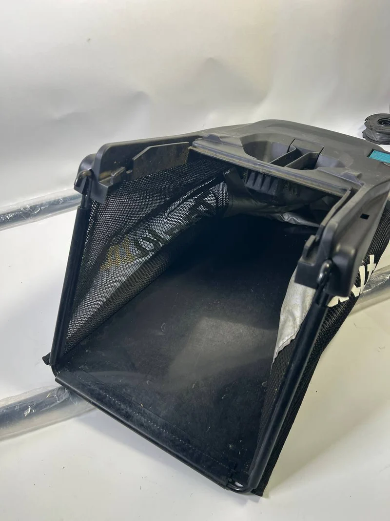 Makita DLM 432 Z Akku Rasenmäher 36 V ( 2x 18 V ) 43 cm Brushless Solo - Gebraucht