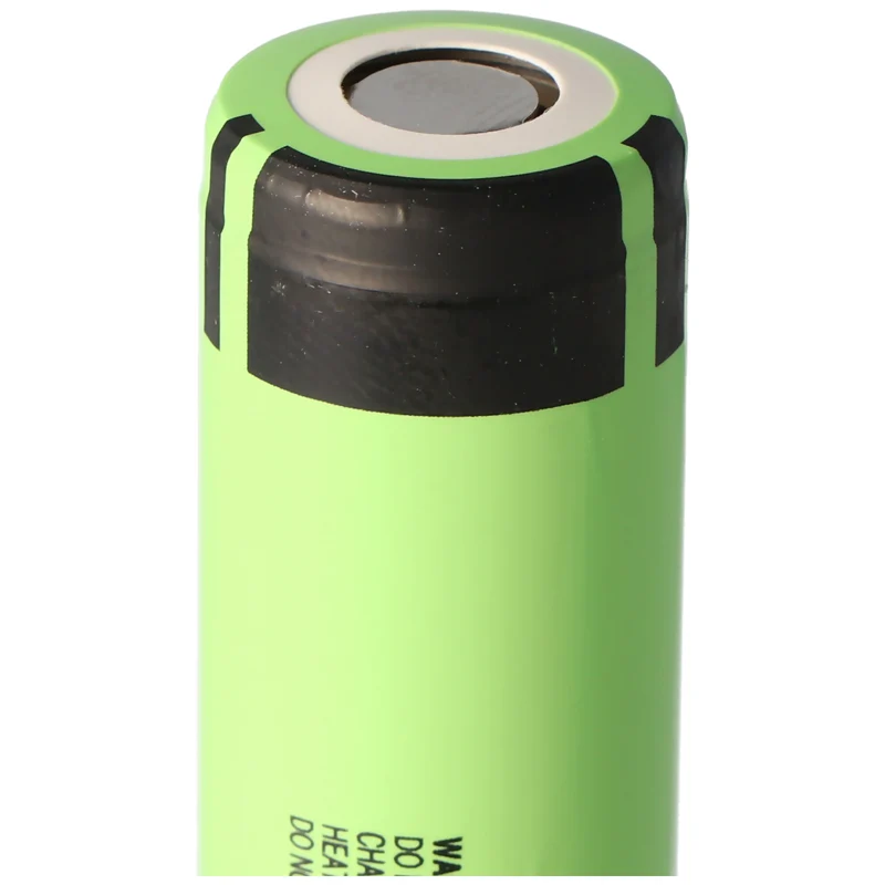 Xtar VC4 18650 Li-Ion Akku und 4fach Li-Ion Schnell-Ladegerät (inkl. 4x Akkus)