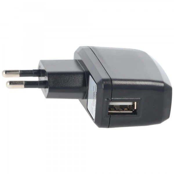 AccuCell 100-240 Volt USB Ladeadapter