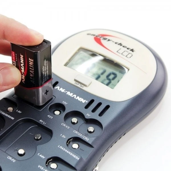 Universal Energy Check Batterie-, Akkutester mit LCD Anzeige