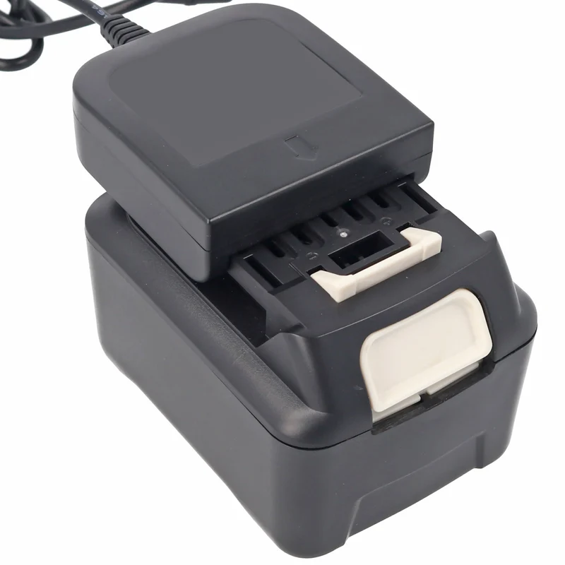 AccuCell Ladegerät für Makita Li-Ion Akku