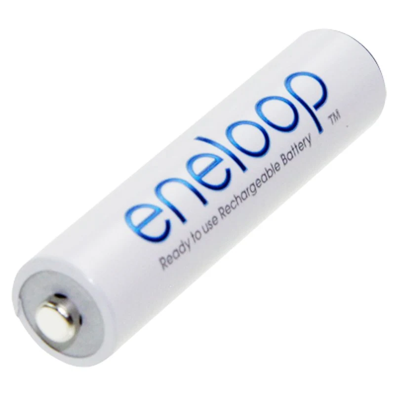 Panasonic eneloop bk-4mcc 8 Stück AAA Micro Akkus, 8fach eneloop Standard Schnell-Ladegerät und AccuCell Akkubox AAA/AA
