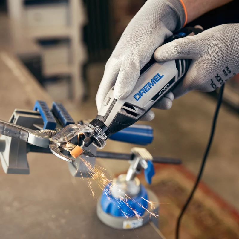 Dremel 4250-3/45 Multifunktionswerkzeug 175 Watt ( F0134250JF ) + 45 tlg. Zubehörset + Koffer