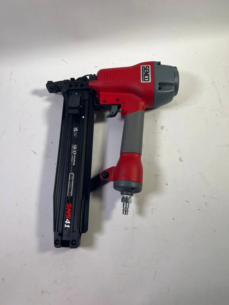 SENCO SNS 41 Klammergerät Tacker Druckluft TYP N 25 - 50 mm - „Herstellergeprüft & überholt“