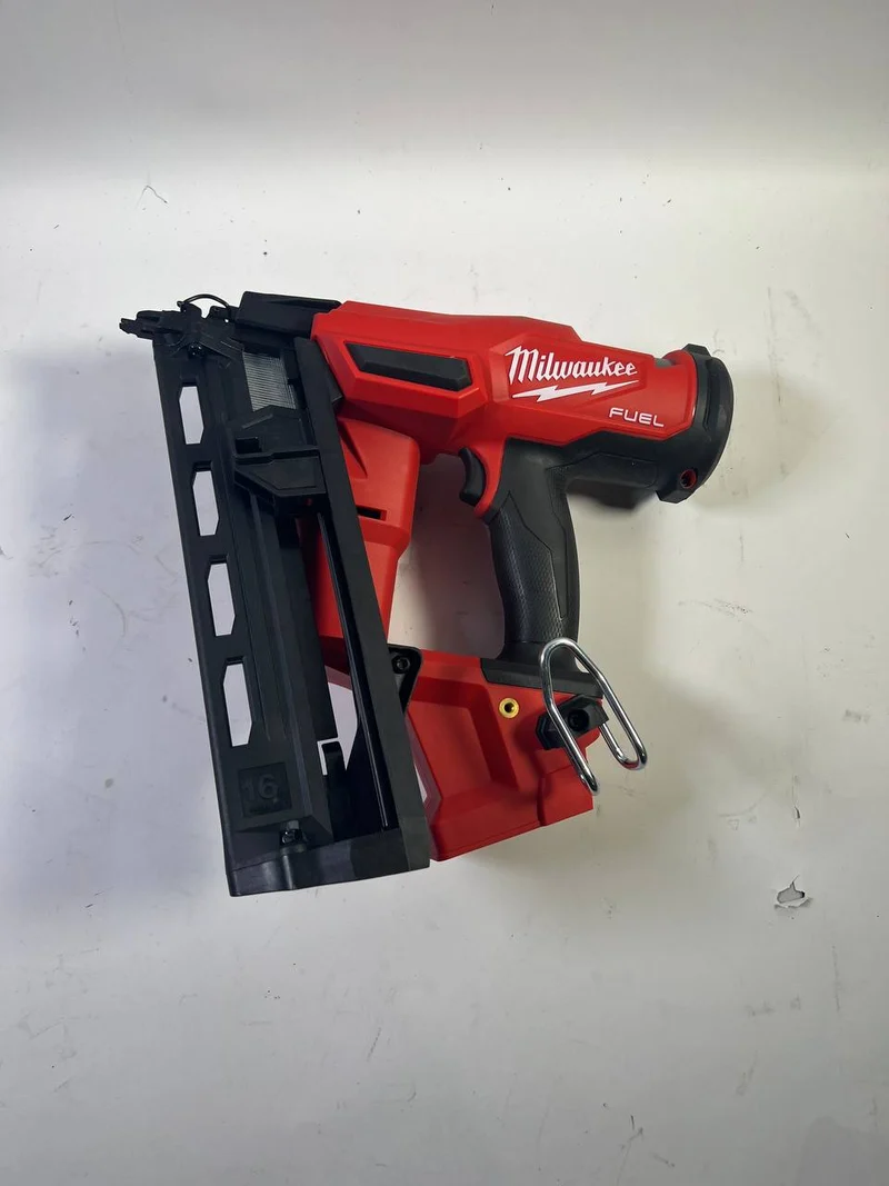 Milwaukee M18 FN16GA-0 Akku Nagler 18 V 32 - 64 mm Brushless Solo - ohne Akku, ohne Ladegerät