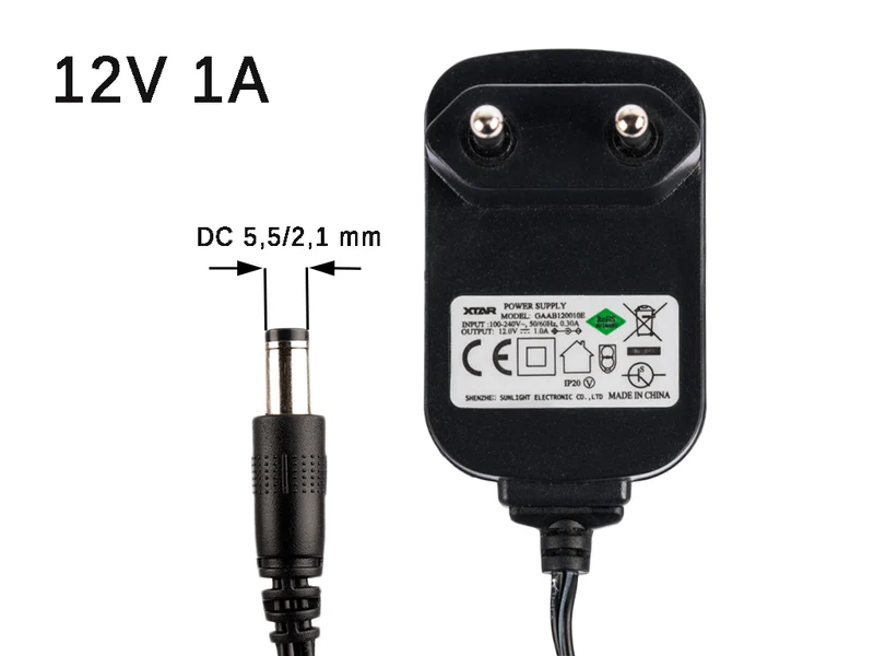 Universeller 12V 1A (1000mA) 24W Netzteil 5,5mm x 2,1mm DC Stecker