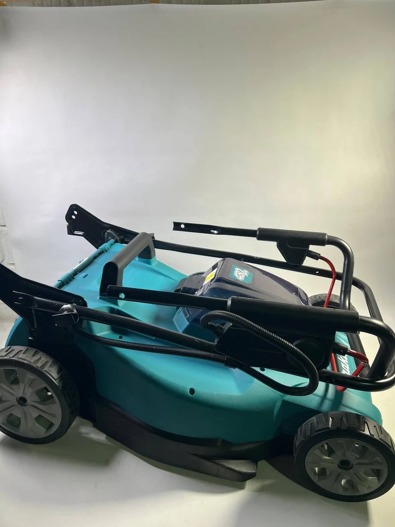 Makita DLM 480 Z Akku Rasenmäher 36 V ( 2x 18 V ) 48 cm 62 l Solo - Unvollständig