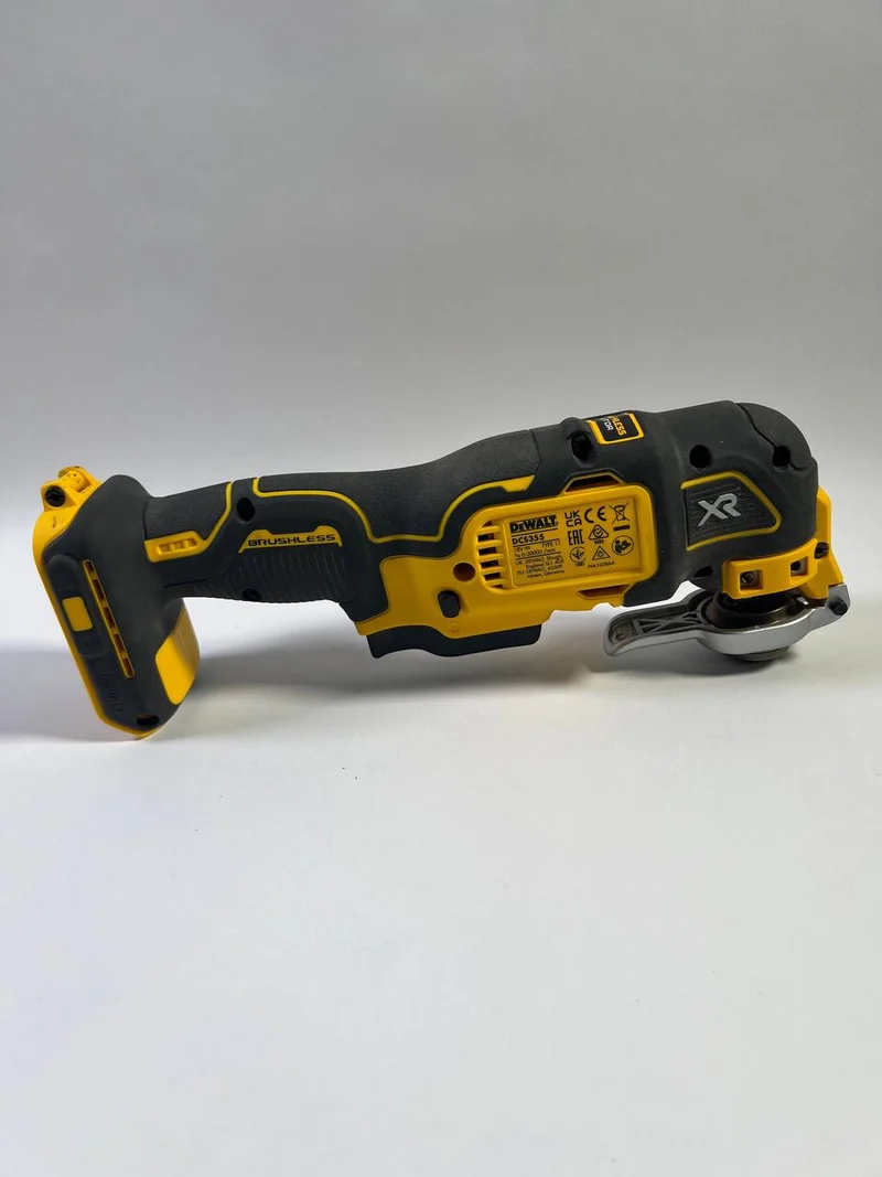 DeWalt DCS 355 N Akku Oszillierer Multitool 18 V Brushless +. Zubehör - „Herstellergeprüft & überholt“
