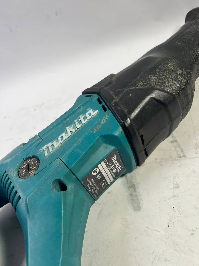 Makita DJR 186 Z Akku Säbelsäge 18V Solo - Stark Gebraucht