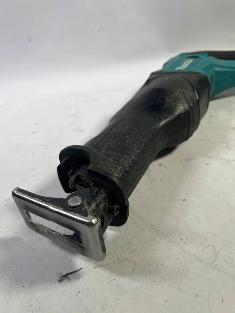 Makita DJR 186 Z Akku Säbelsäge 18V Solo - Stark Gebraucht