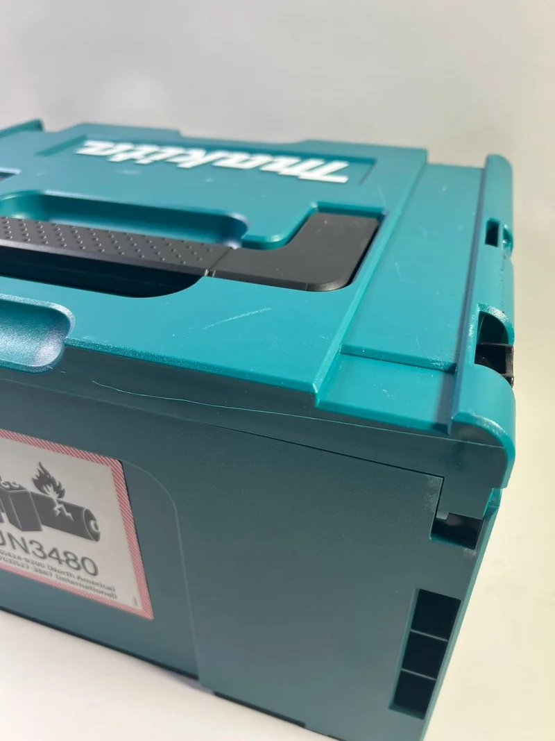 Makita MAKPAC 3 Kunststoffkoffer 395 x 295 x 215 mm - Beschädigt