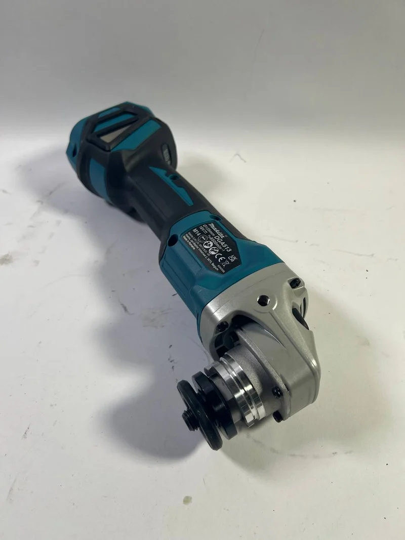 Makita DGA 513 Z Akku Winkelschleifer 18 V 125 mm Brushless - Beschädigt
