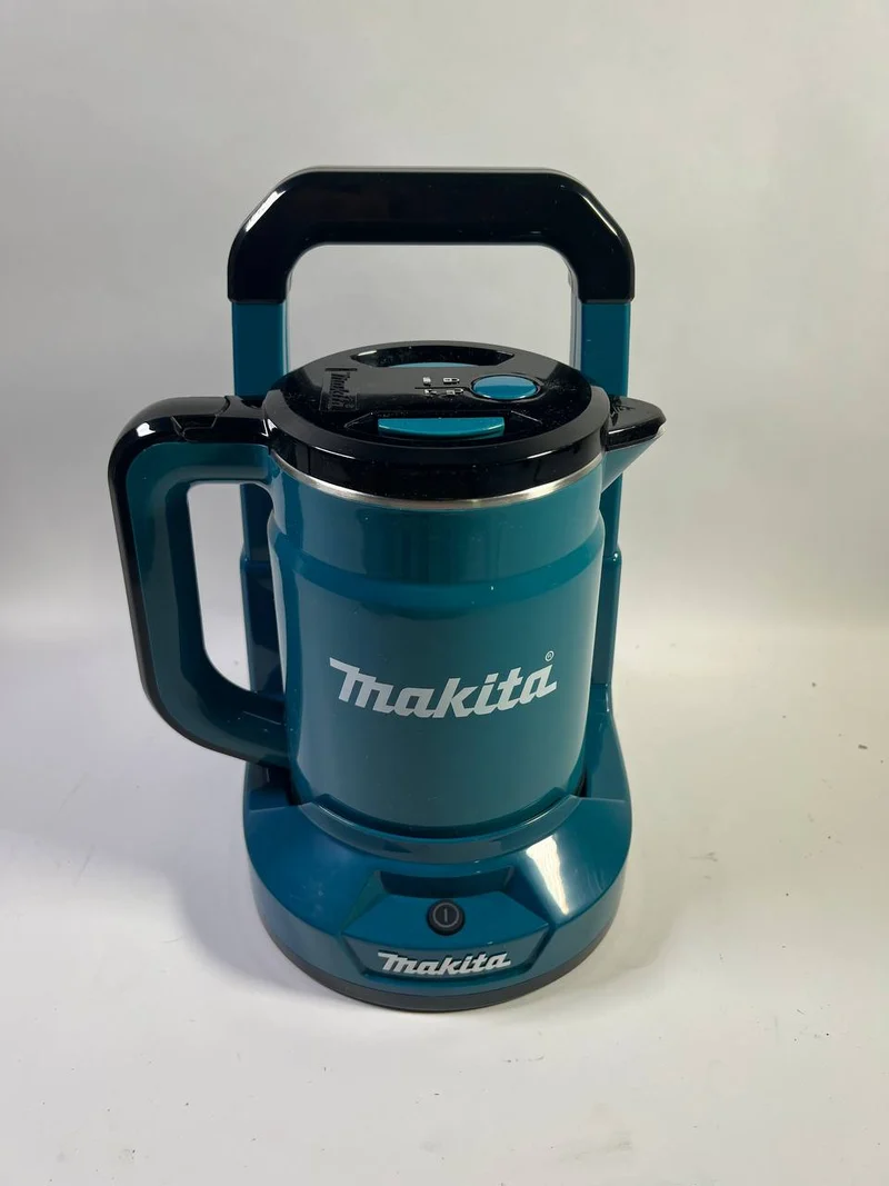 Makita DKT 360 Z Akku Wasserkocher 36 V ( 2x 18 V ) 0,8 L - Leicht Gebraucht