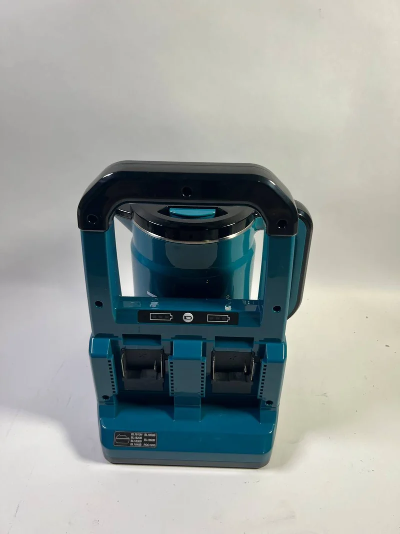 Makita DKT 360 Z Akku Wasserkocher 36 V ( 2x 18 V ) 0,8 L - Leicht Gebraucht