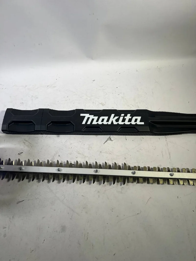 Makita DUH 607 Z Akku Heckenschere 18 V 60 cm Solo - Leicht Gebraucht