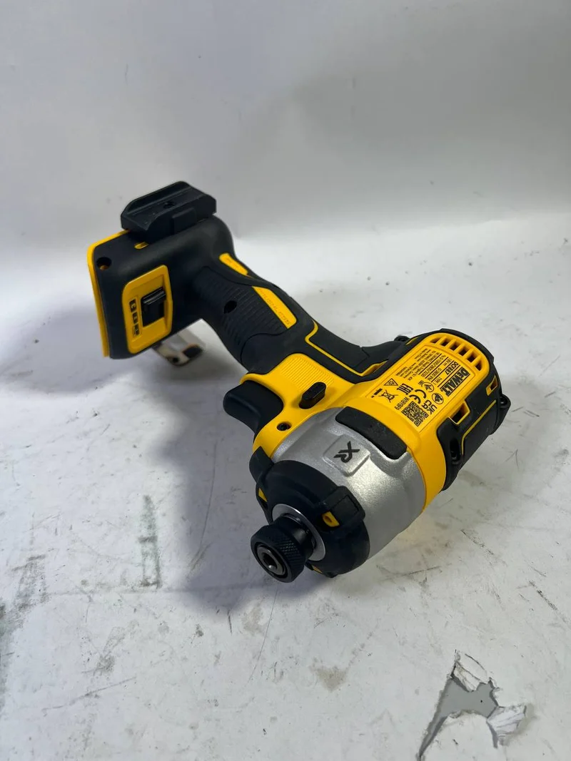 DeWalt DCF 887 N Akku Schlagschrauber 18V 205Nm 1/4" Brushless - Neuwertig