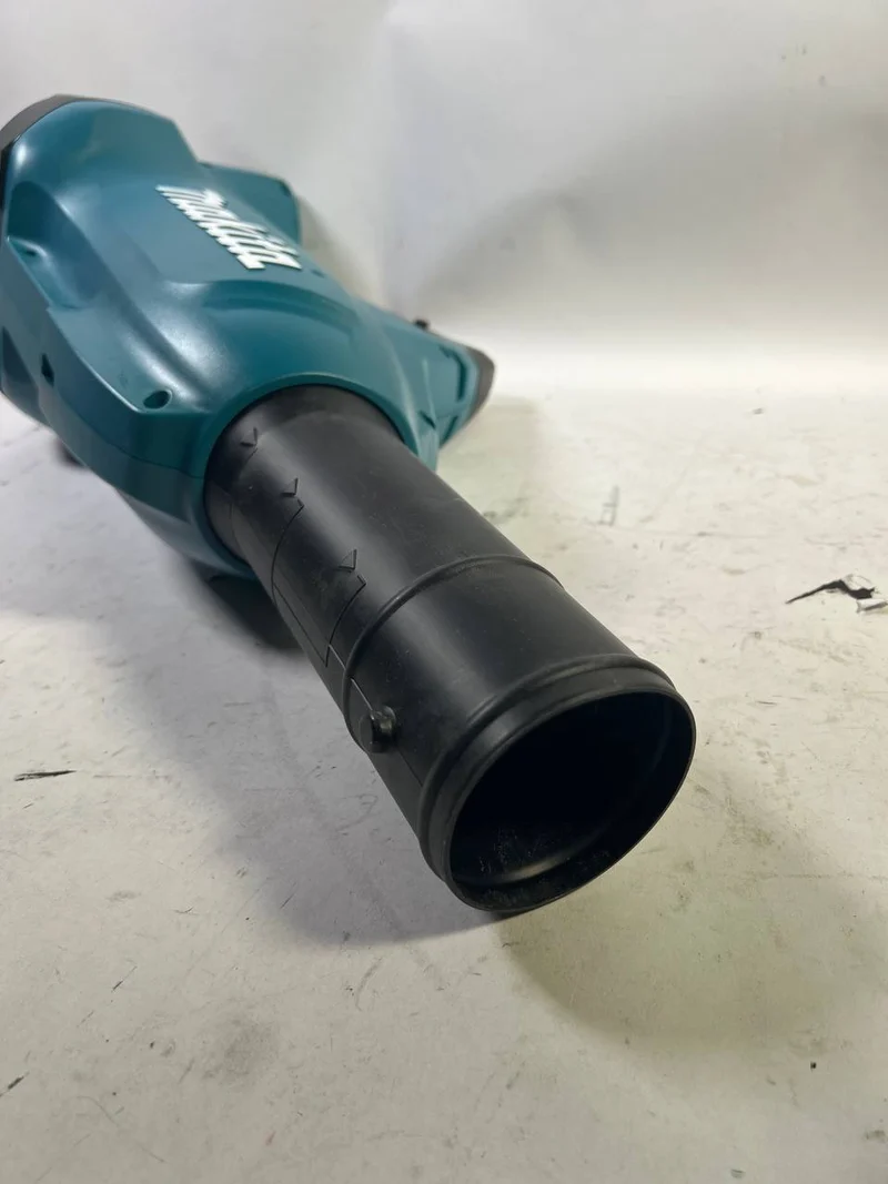 Makita DUB 362 Z Akku Gebläse Laubbläser 36 V ( 2x 18 V ) Brushless - Leicht Gebraucht