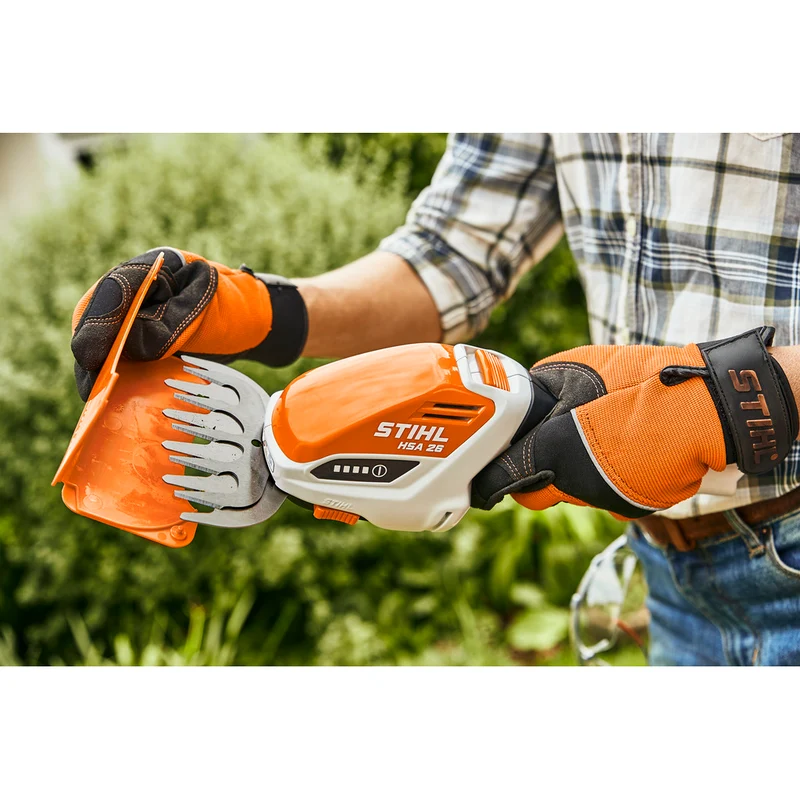 Stihl Akku-Strauchschere HSA 26 / mit Akku AS 2 und Ladegerät AL1
