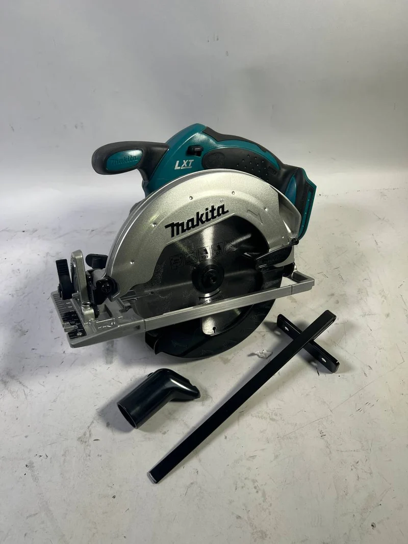 Makita DSS 611 Z 18V Li-Ion Akku Handkreissäge - Leicht Gebraucht