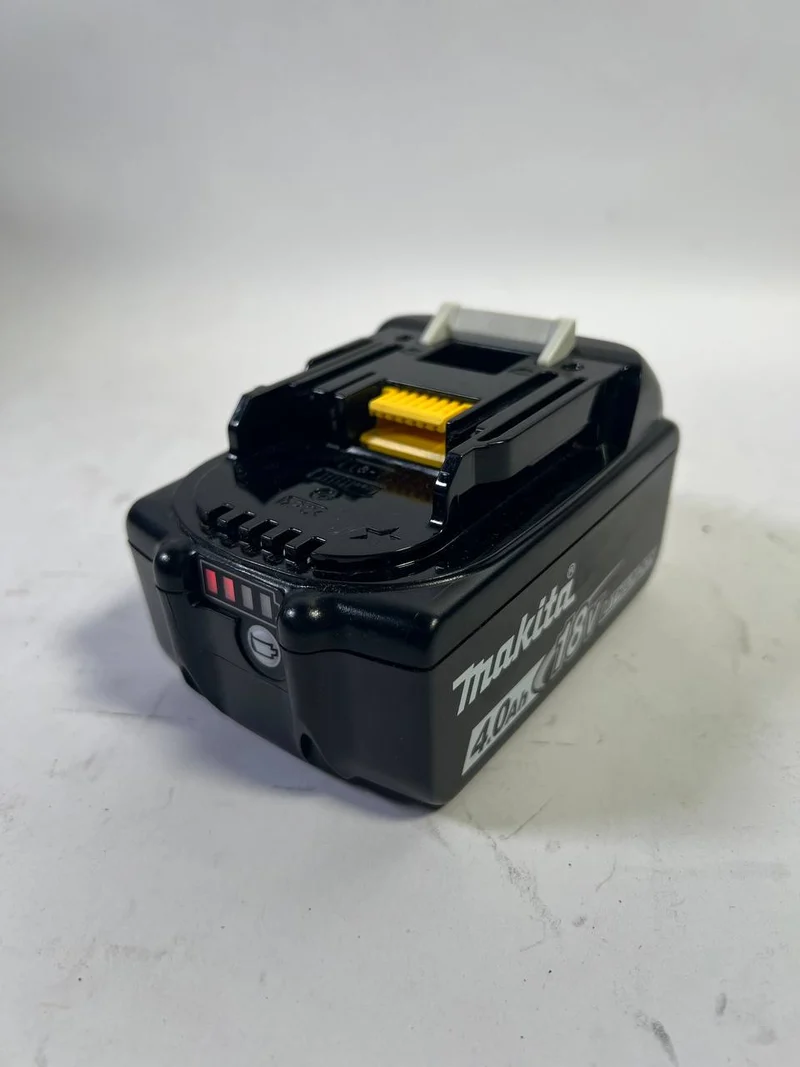 Makita BL 1840 18 V - 4 Ah / 4000 mAh Li-Ion AKKU - Leicht Gebraucht