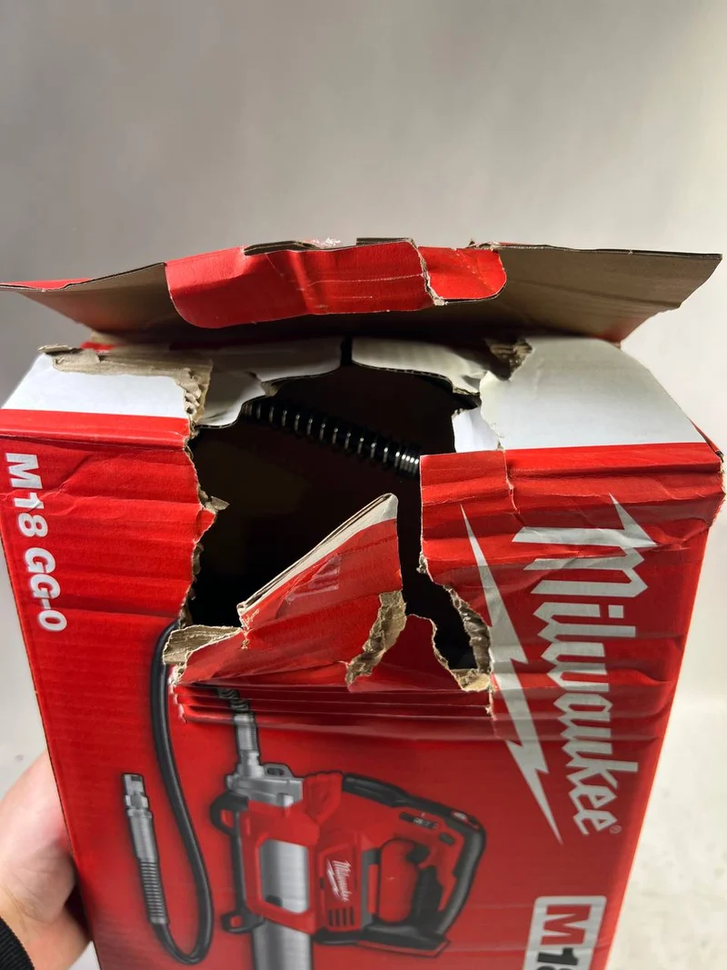 Gebraucht-Milwaukee M18 GG-0 18 V Li-Ion Akku Fettpresse Solo - Beschädigt
