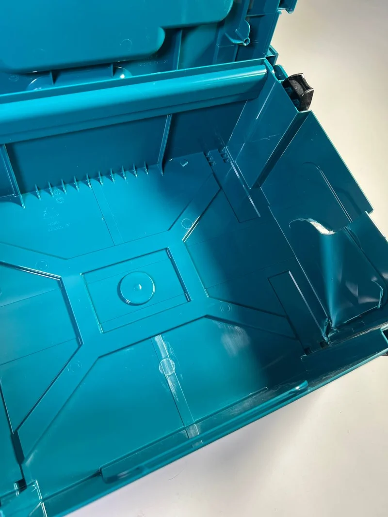 Makita MAKPAC 2 Systemkoffer - ohne Einlage - Beschädigt