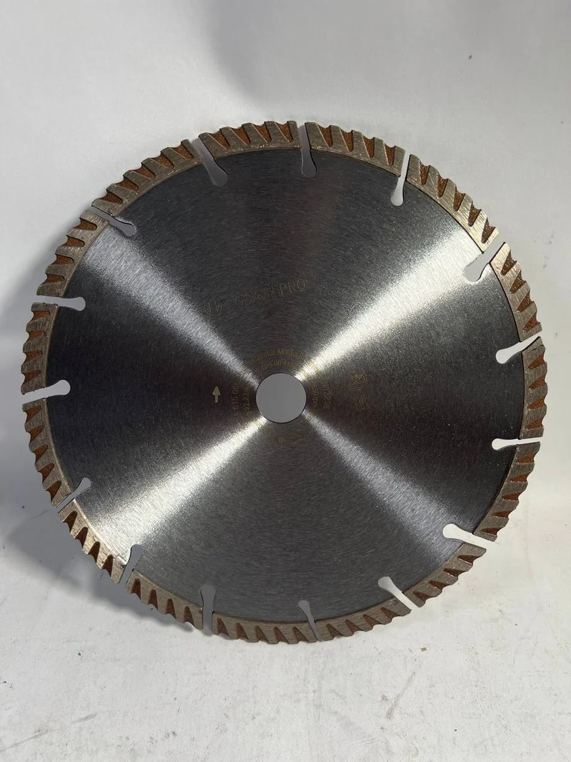 Bosch Standard Universal Diamant Trennscheibe 230 x 22,23 mm 1 Stk. ( 2608615065 ) für Beton - Beschädigt