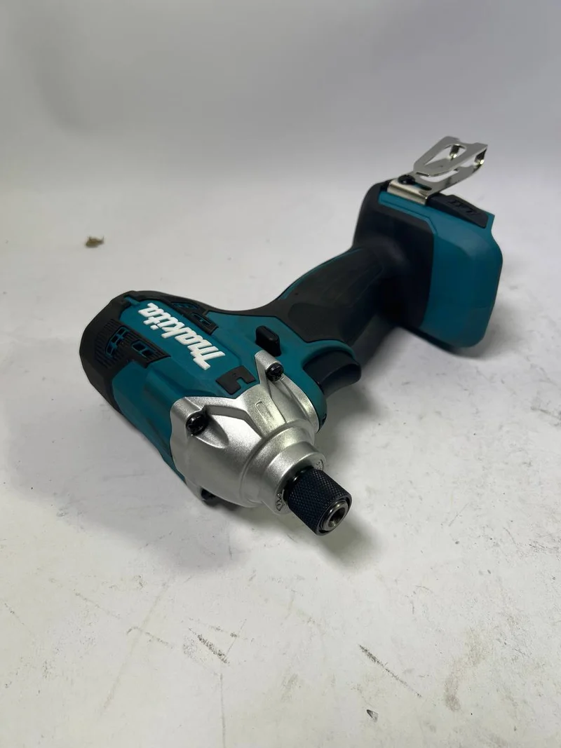 Makita DTD 156 Z Akku Schlagschrauber 18 V 155 Nm 1/4" Solo - Leicht Gebraucht