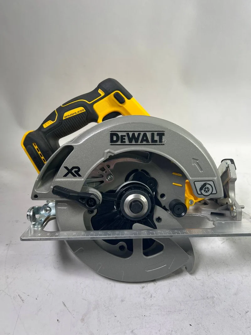 DeWalt DCS 570 N Akku Handkreissäge 18 V 184 mm Brushless Solo - „Herstellergeprüft & überholt“